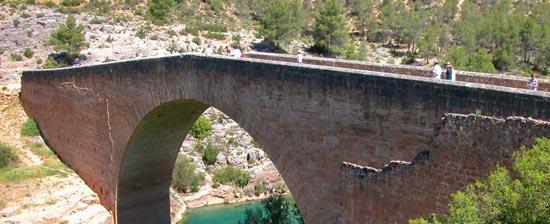 bridge-utiel-requena-wine-route