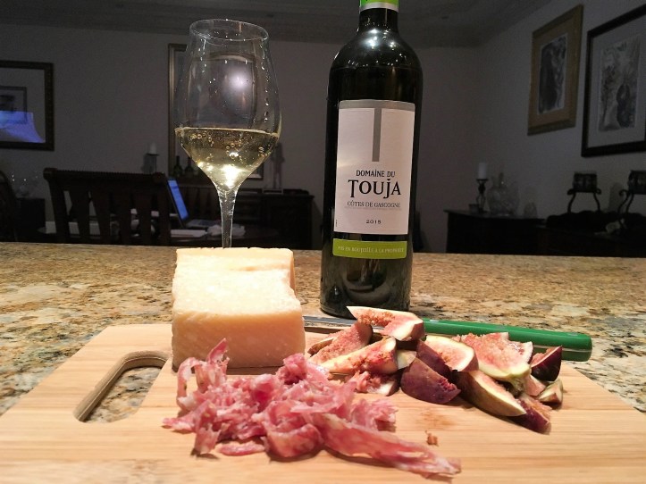 Domaine du Touja with Food