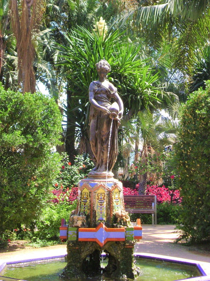 Malaga Fountain (2)