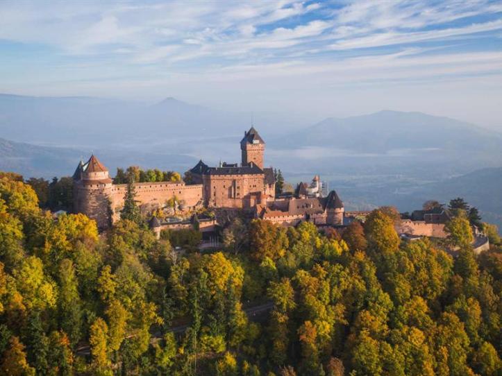 Haut Koenigsbourg Castle website
